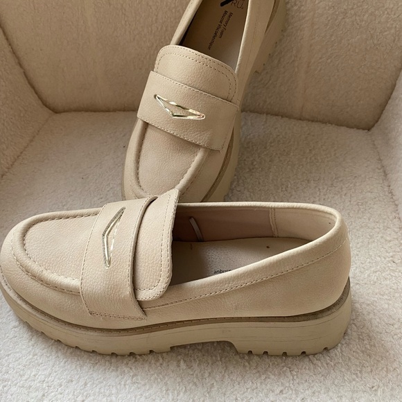 Time and Tru Shoes - TIME AND TRU LADIES LOAFERS